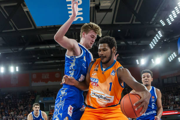 和全队协调 和全队协调